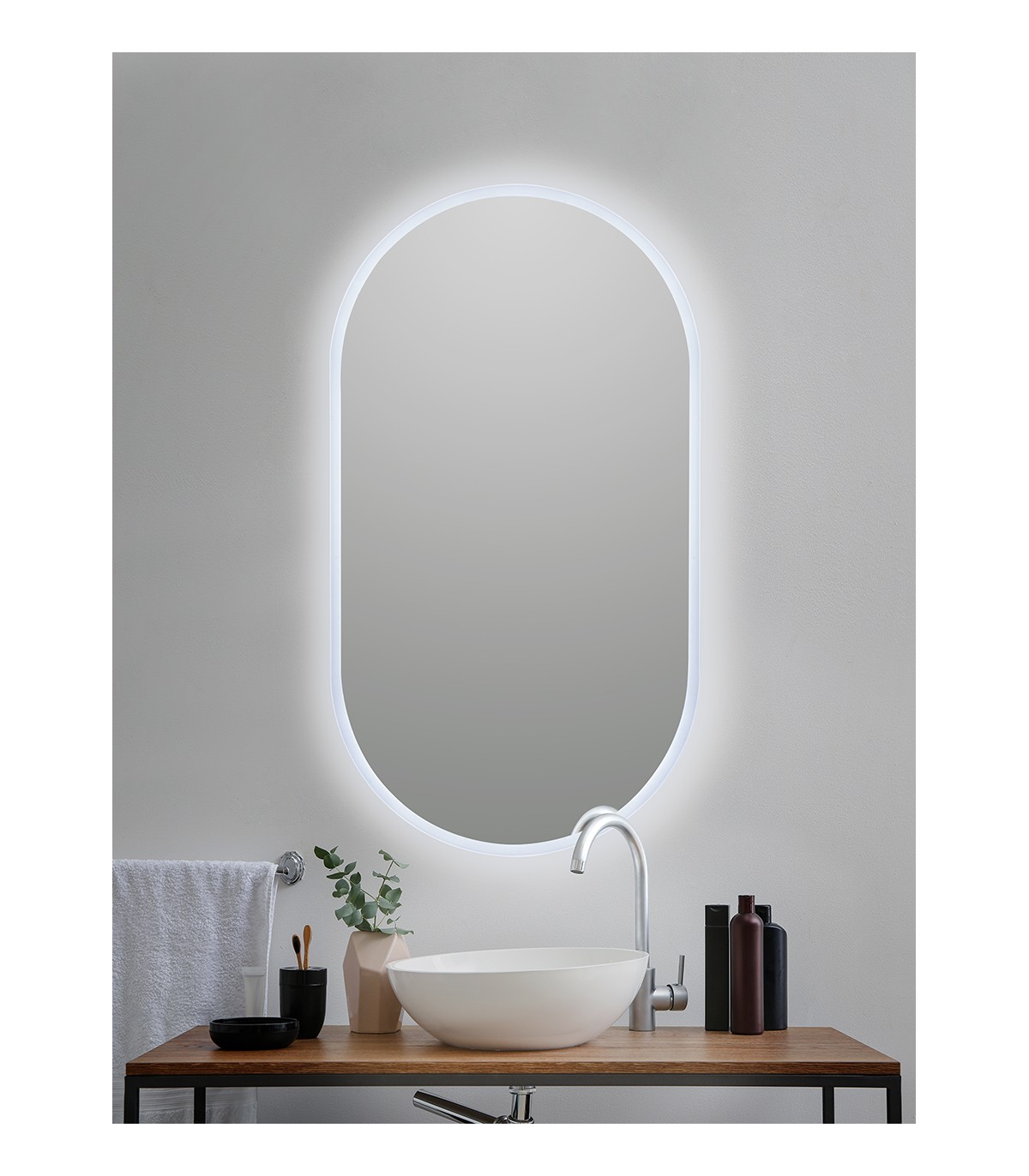 Espejo de baño OVAL con iluminación LED y sistema Antivaho
